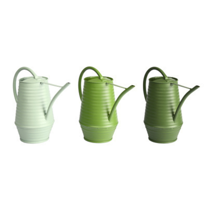 Metal indoor watering can made by Fallen Fruits.  Choice of 3 colours light green / green / dark green (If a particular colour is needed please specifiy when ordering or else we will chose a colour for you) Matching water misters are available. Size 23.5 x 10.7 x 19.5cm